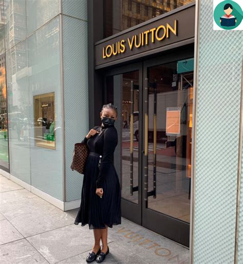 how to be a staff in the louis vuitton companny|louis vuitton career path.